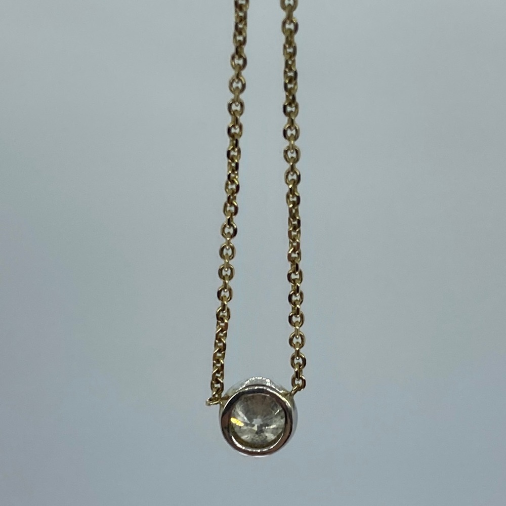 14KT solitaire diamond 💎 necklace - Picture 8 of 17